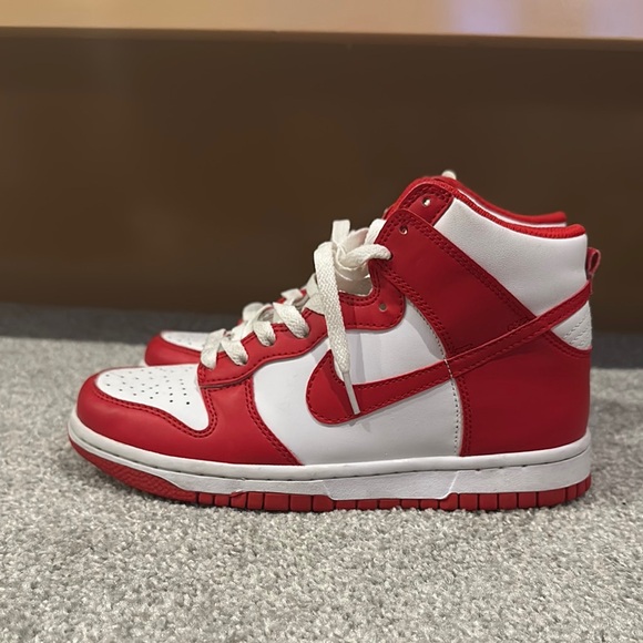 Nike Older Kids' High Dunks in Championship White and Red - Picture 3 of 12